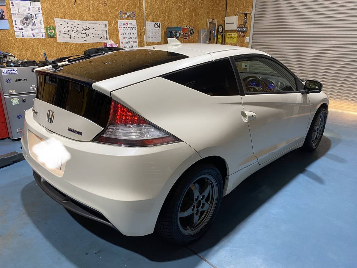 CR-Z 人気のパールホワイト、車検令和7年4月まで、走りの6速、高価レカロシート、バックカメラ、ドラレコ、DVD、アルミ装備満載！_画像6