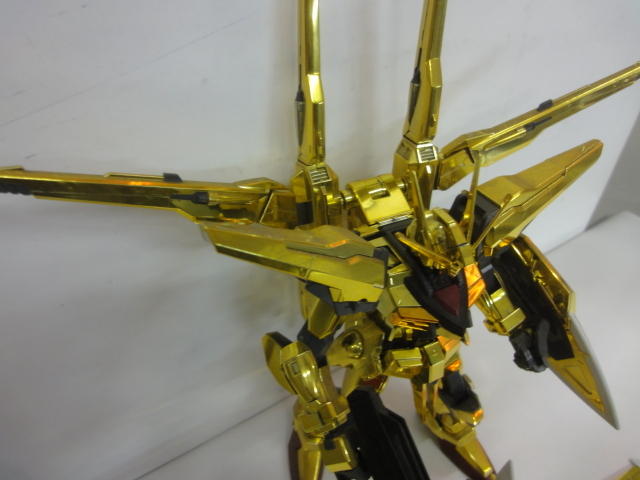 素組完成品 バンダイ ガンダムSEED DESTINY 1/100 アカツキガンダム オオワシパック/シラヌイパック フルセット _画像4