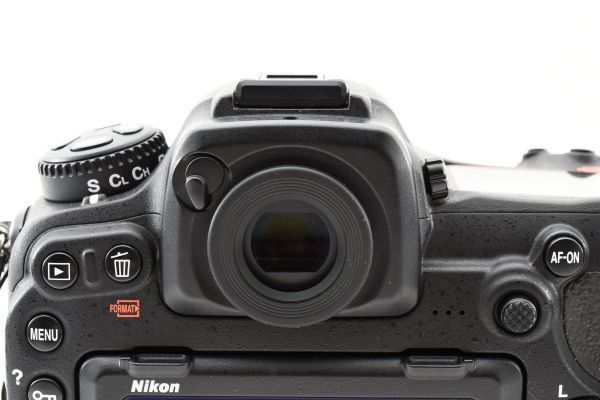 ◆美品◆ ニコン Nikon D500 ボディ Fマウント デジタルカメラ デジタル一眼レフ 元箱付き #3878の画像6