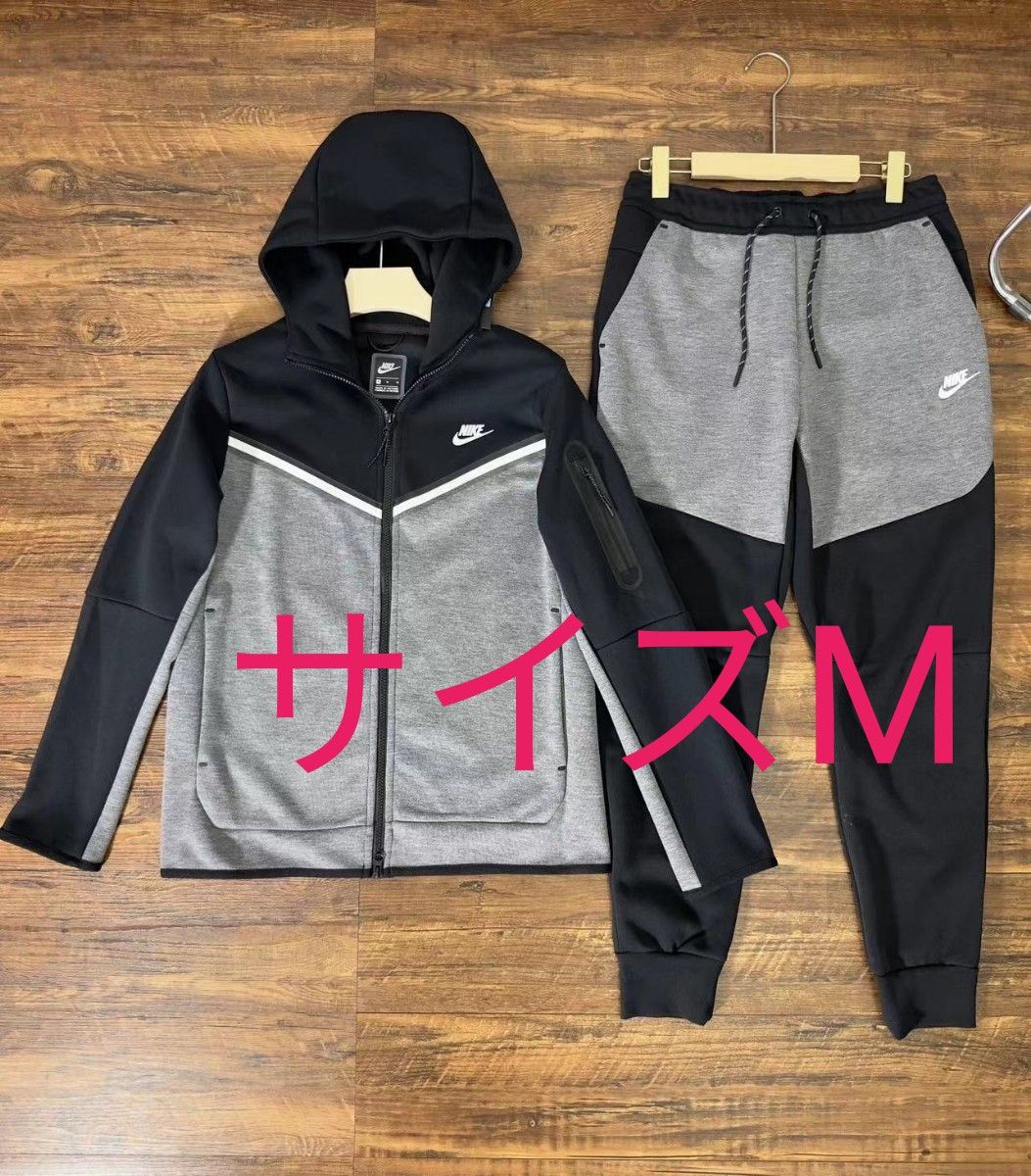 NIKE テックフリース 上下 セットアップ ブラック グレー 上下 NIKE テックフリース 上下 セットアップ ブラック グレー 上下