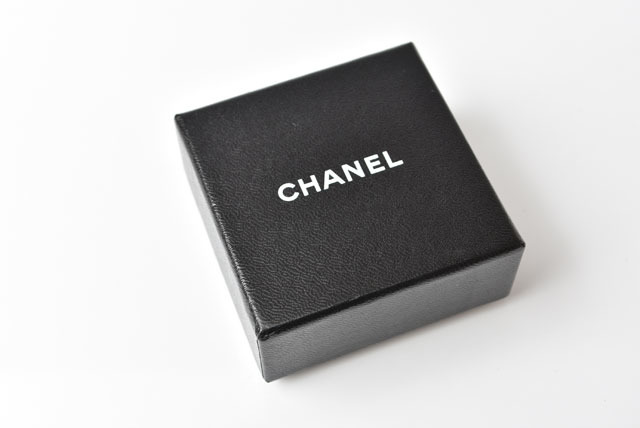  Chanel брошь CHANEL булавка брошь здесь Mark / лента узор Gold / черный 