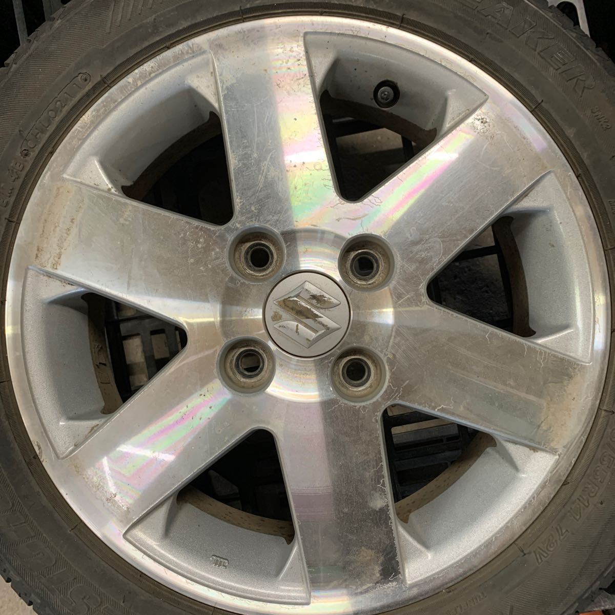 MYM-1356 激安 純正ホイール SUZUKI 14インチ 4.5J 50 PCD100 4穴 タイヤ BRIDGESTONE 165 55R14 7部山 ワゴンR 4本セット 現状品_画像2