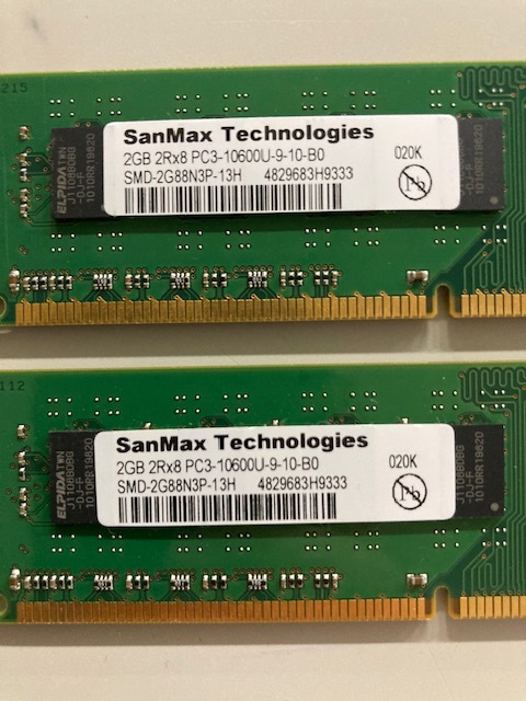 ★２枚セット★ SanMax Technologies PC3-10600U DD3 SDRAM 2GB × ２枚（計４G)_画像3