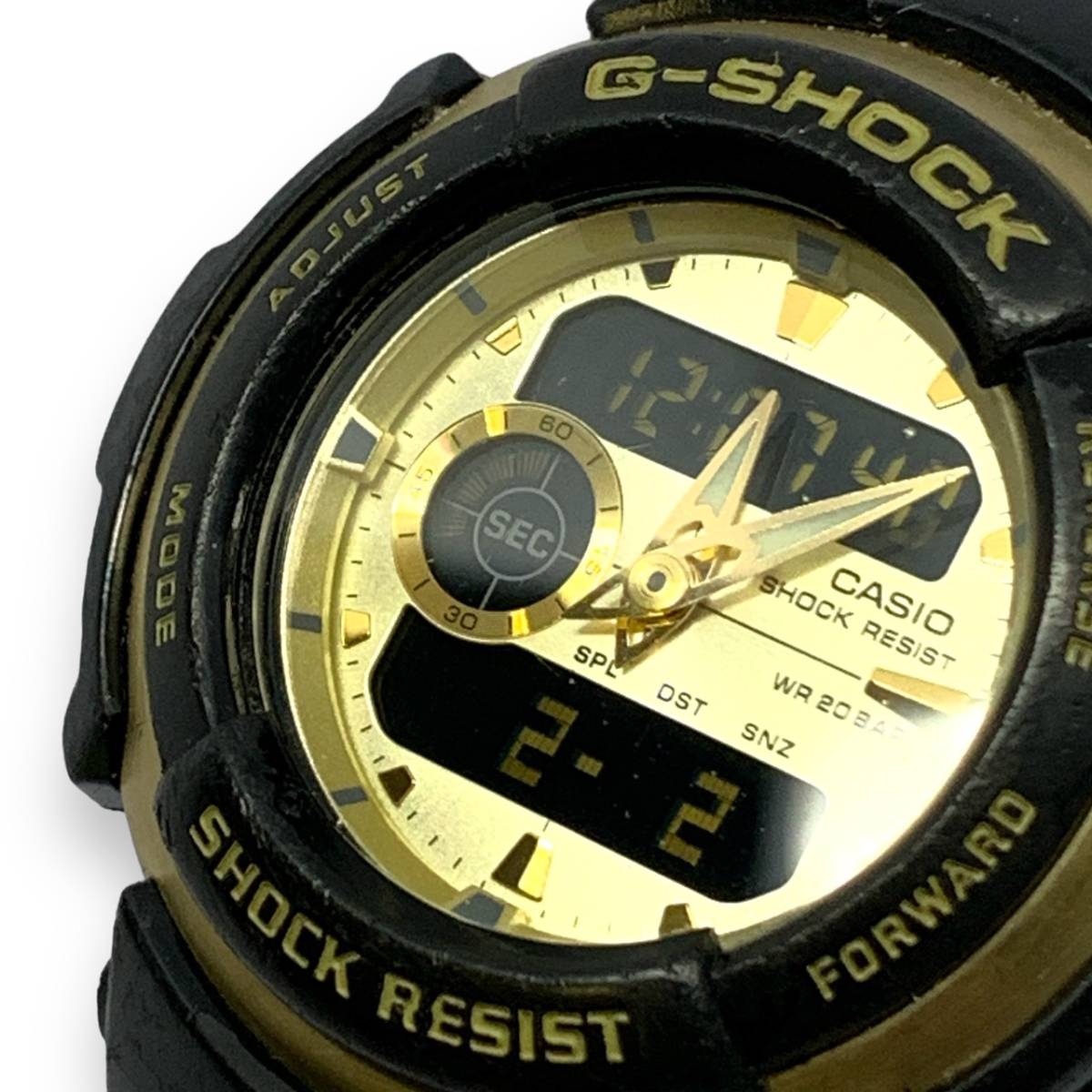 ■稼働品　CASIO カシオ G-SHOCK　G-300G-9　アナデジ/デジアナ　ゴールド文字盤 ラウンド メンズ腕時計_画像2