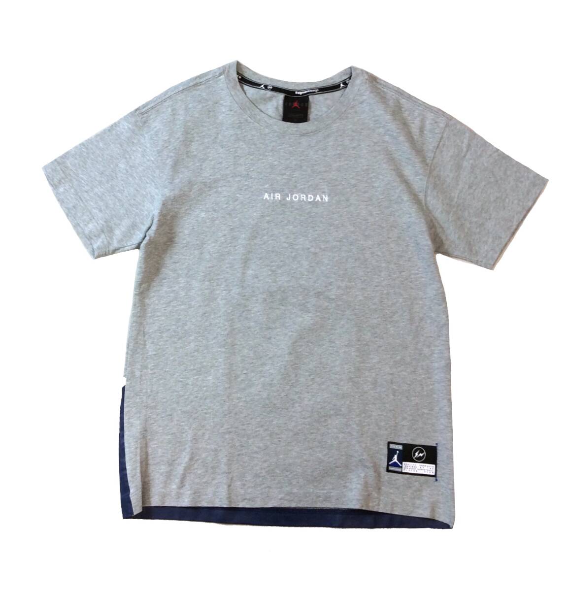 NIKE JORDAN ナイキ ジョーダン fragment design フラグメントデザイン 半袖Tシャツ カットソー グレー/ネイビー メンズ S 送料250円(ma）