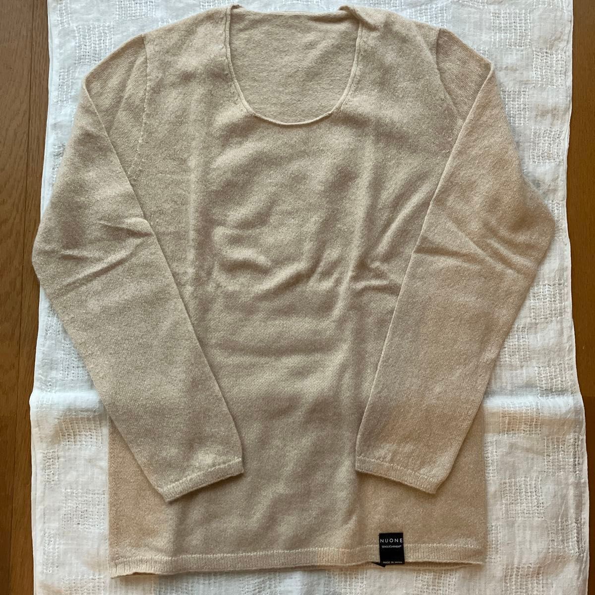 最終価格　新品　タグ付き  洗える　シルク カシミヤ ホールガーメント無縫製 長袖セーター M〜L ヌワン 日本製 