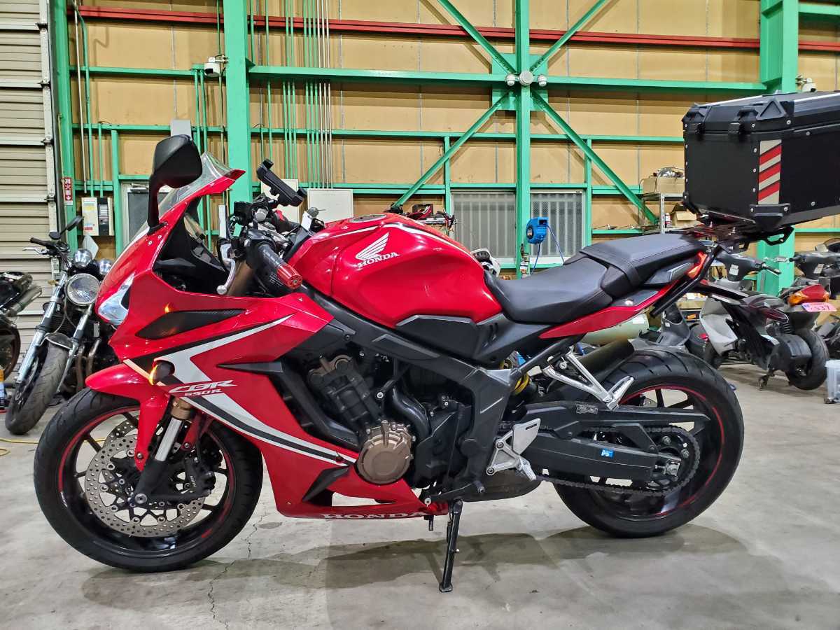 格安　CBR650R　RH03　R1年式　車検R7年3月　32474ｋｍ　ABS・ETC付き　_画像2