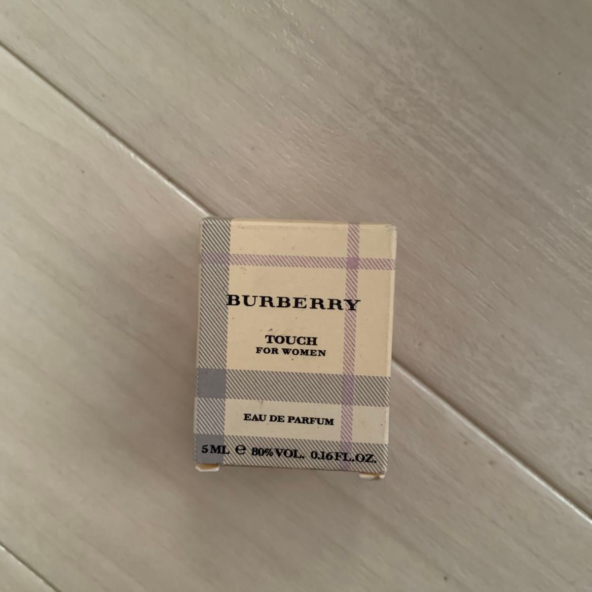 未使用★BURBERRY バーバリー★ミニチュアボトル香水（サンプルではありません）TOUCHタッチ