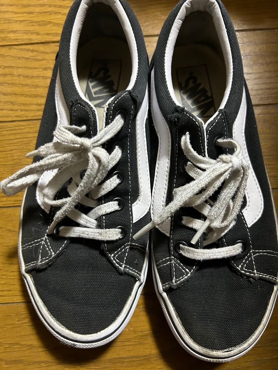 VANS スニーカー　BLACK/WHITE 23cm スニーカー VANS ローカット 黒 バンズ