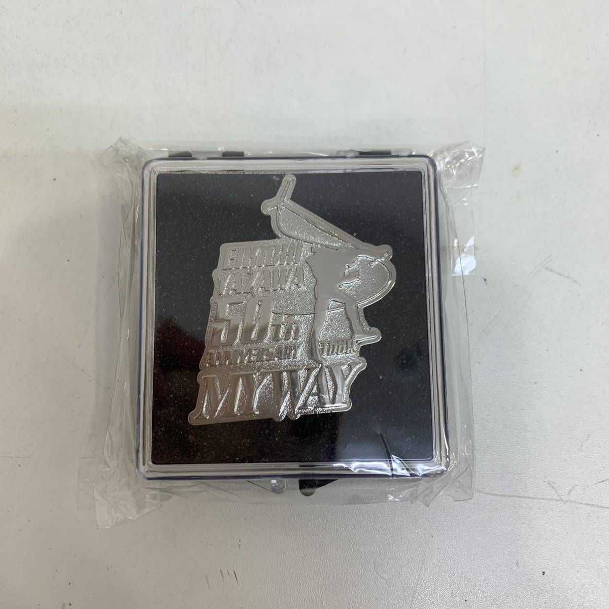 【TC0208】未開封 未使用 新品 矢沢永吉 50週年 MYWAY バッジ 記念 ライブ コンサート グッズ コレクション アーティスト 歌手_画像1