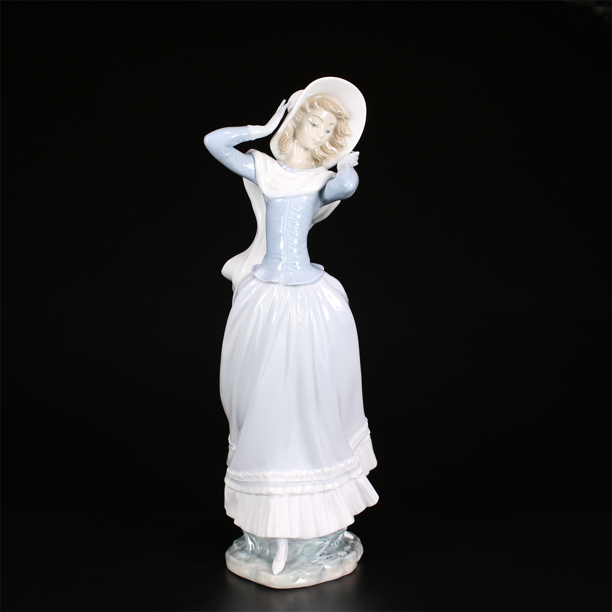 CE195 LLADRO 【リヤドロ】 磁器人形 美少女 置物 高35㎝／指のかけあり 美品！ｚ_画像10