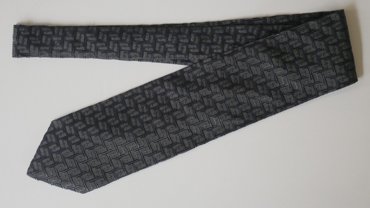  beautiful goods [HUGO BOSS Hugo Boss ]USED brand necktie /m24-GG7-31-35