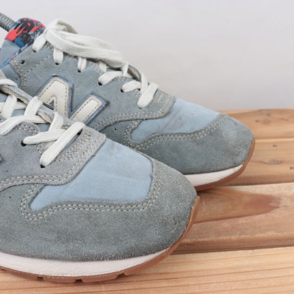 z359【996】ニューバランス US7 25.0cm/灰 グレー 水色 白 ホワイト 迷彩 カモフラージュ newbalance メンズ ユニセックス スニーカー 中古_画像6