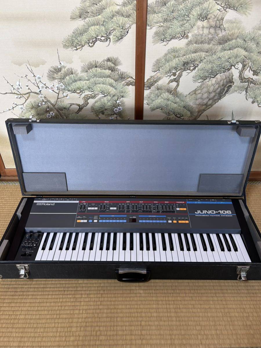 【現状品】Roland ローランド JUNO-106 シンセサイザー ハードケース付き_画像1