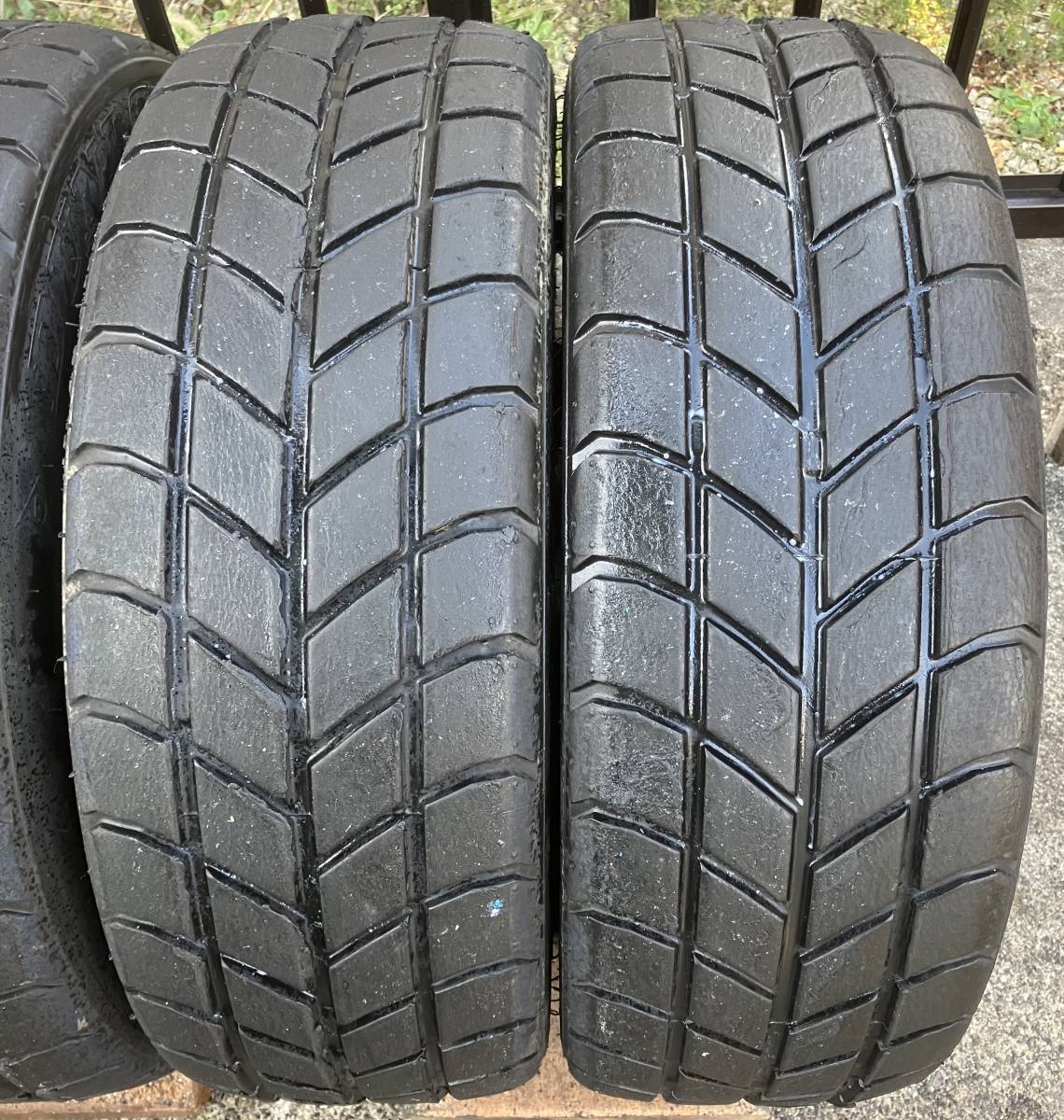 23年製☆バリ山 ☆DUNLOP SP SPORT D93J 150/565R14☆4本セット【公道使用禁止】_画像3