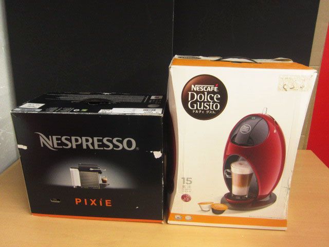現状品 コーヒーメーカー 2点 ネスプレッソ PIXIE C60TI / ドルチェグスト NDG250-WR 【e】_画像1