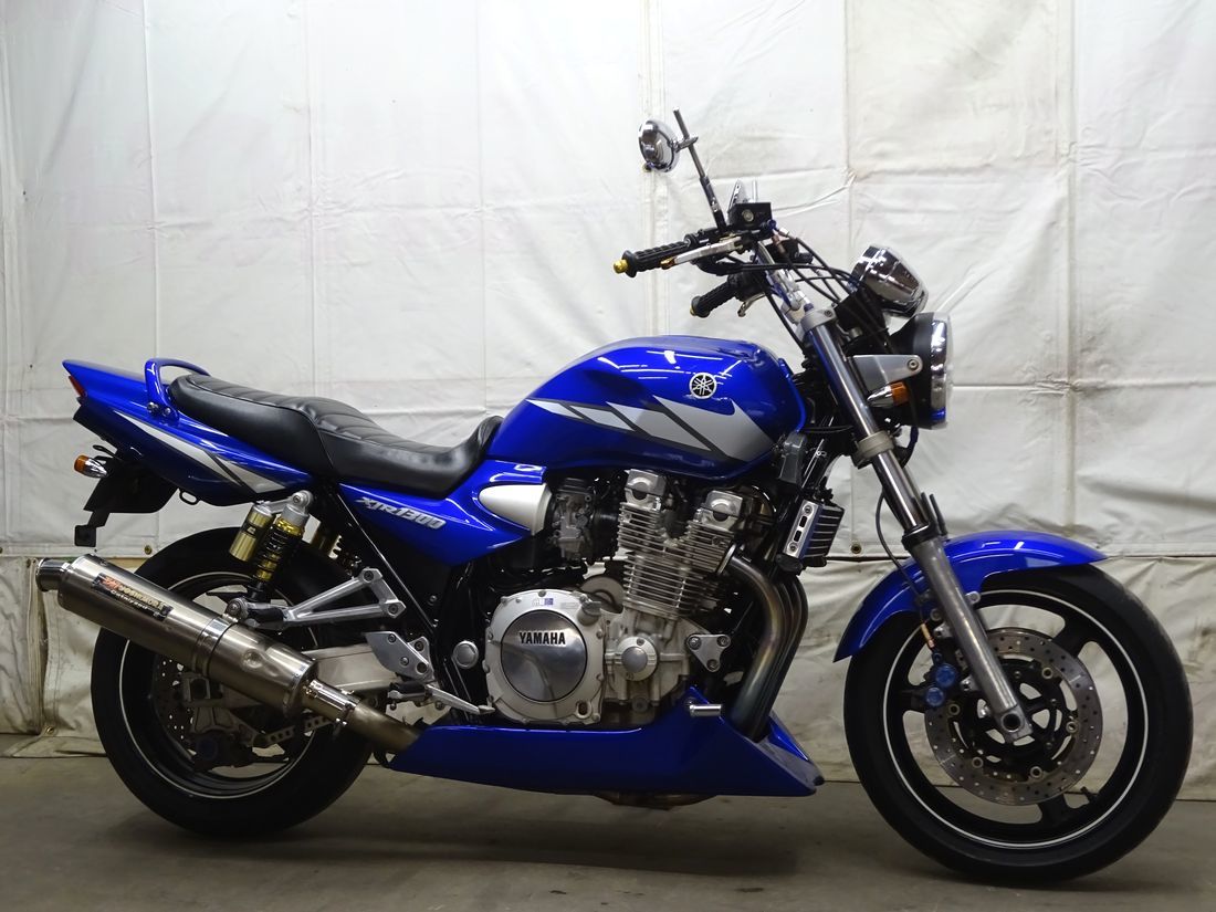 ☆埼玉発☆車検残有！即納可能☆XJR1300☆RP03J☆キャブ最終型☆ストロボカラー☆ヨシムラチタンサイクロン☆ローン取扱_画像2