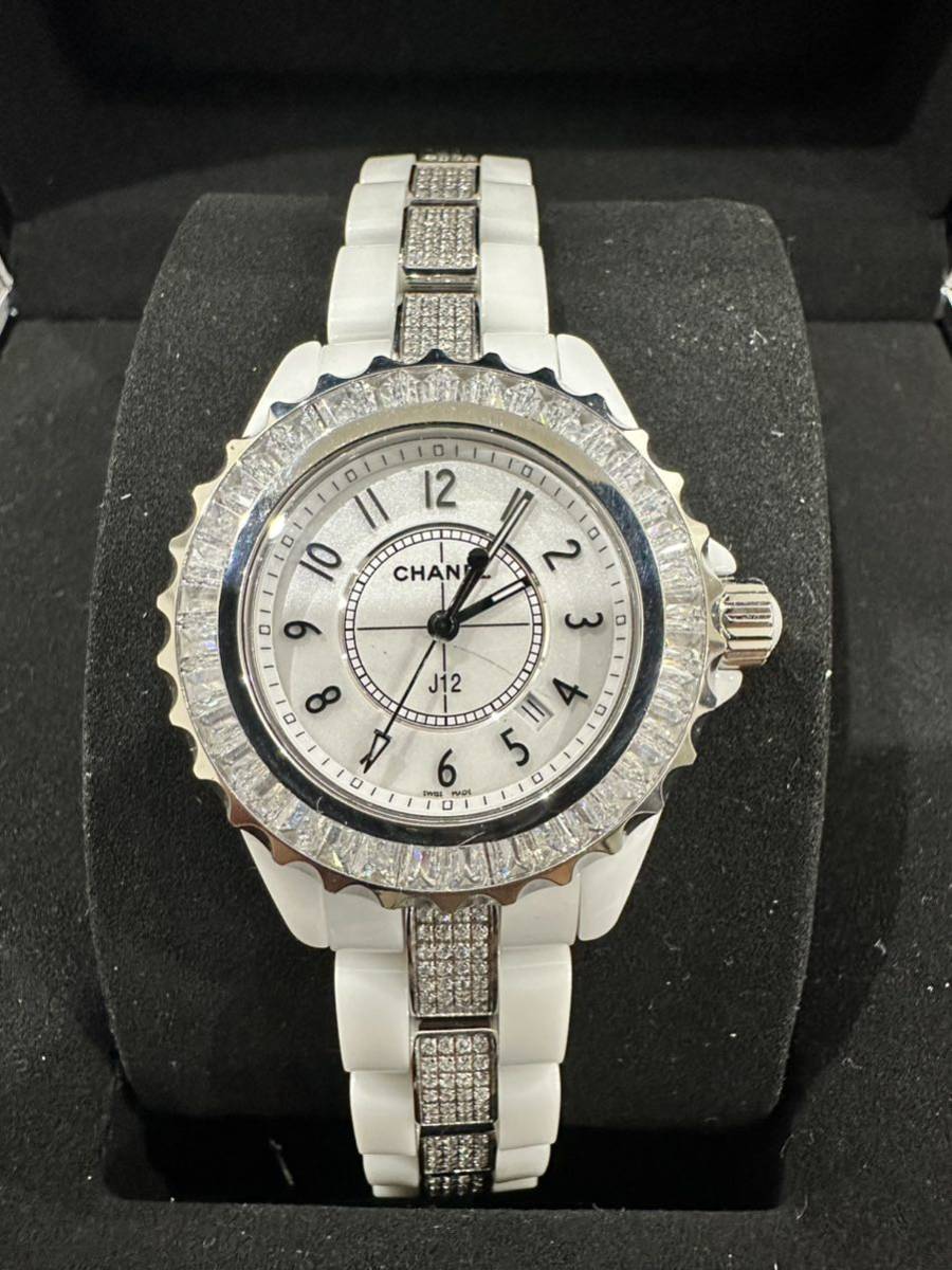 Yahoo!オークション - 極美品 バケットベゼル CHANEL J12 33 Yahoo!オークション - 極美品 バケットベゼル CHANEL J12 33