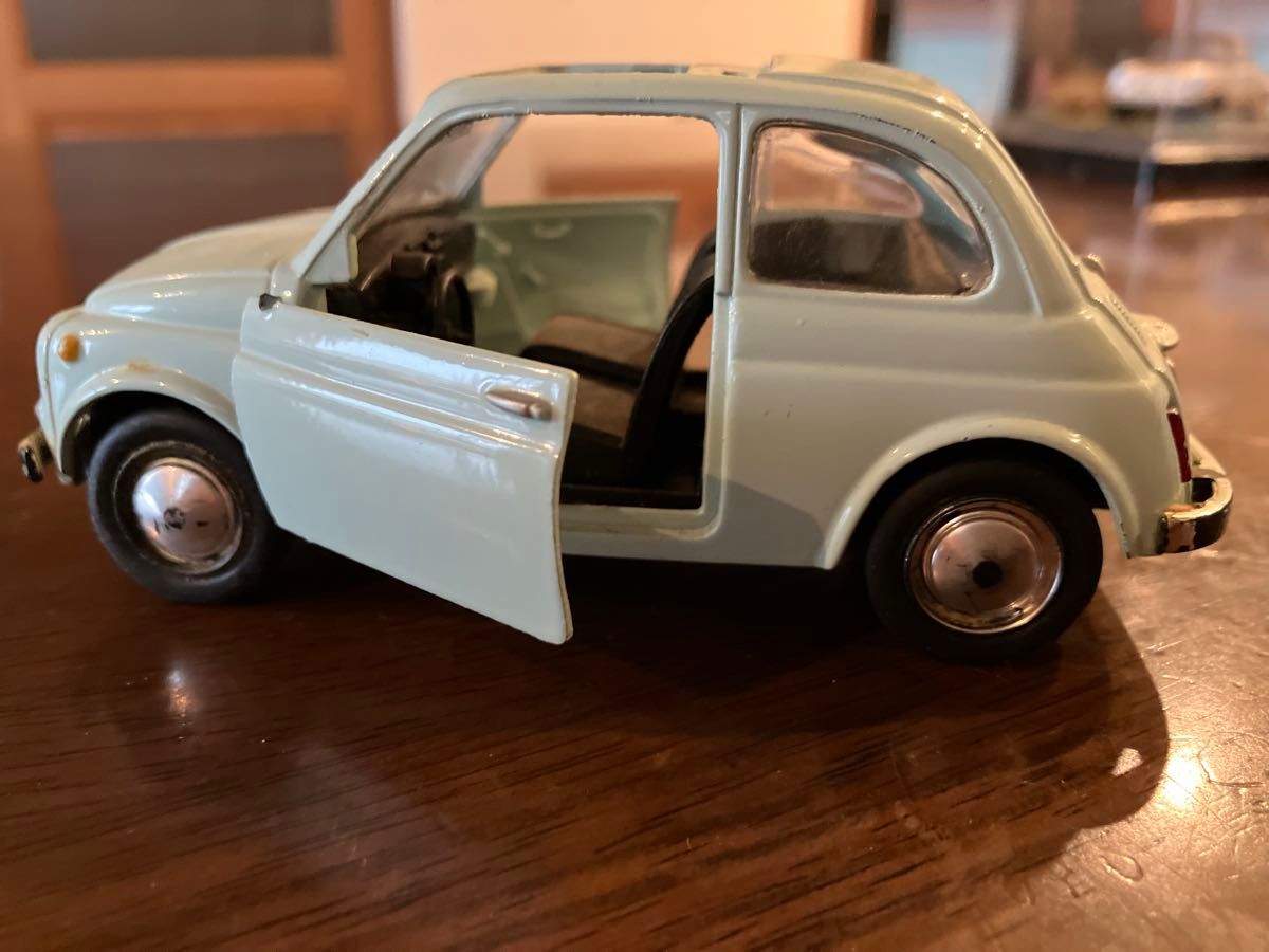 ミニカー　フィアット500F ダイキャスト プルバック FIAT500 エージング加工 全長12cm