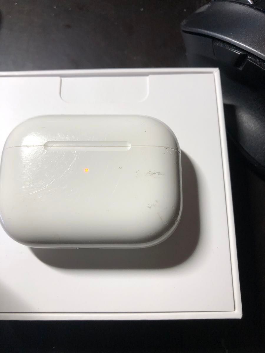 Apple AirPods Pro 第1世代 充電ケース ワイヤレス充電|Yahoo Apple AirPods Pro 第1世代 充電ケース ワイヤレス充電|Yahoo