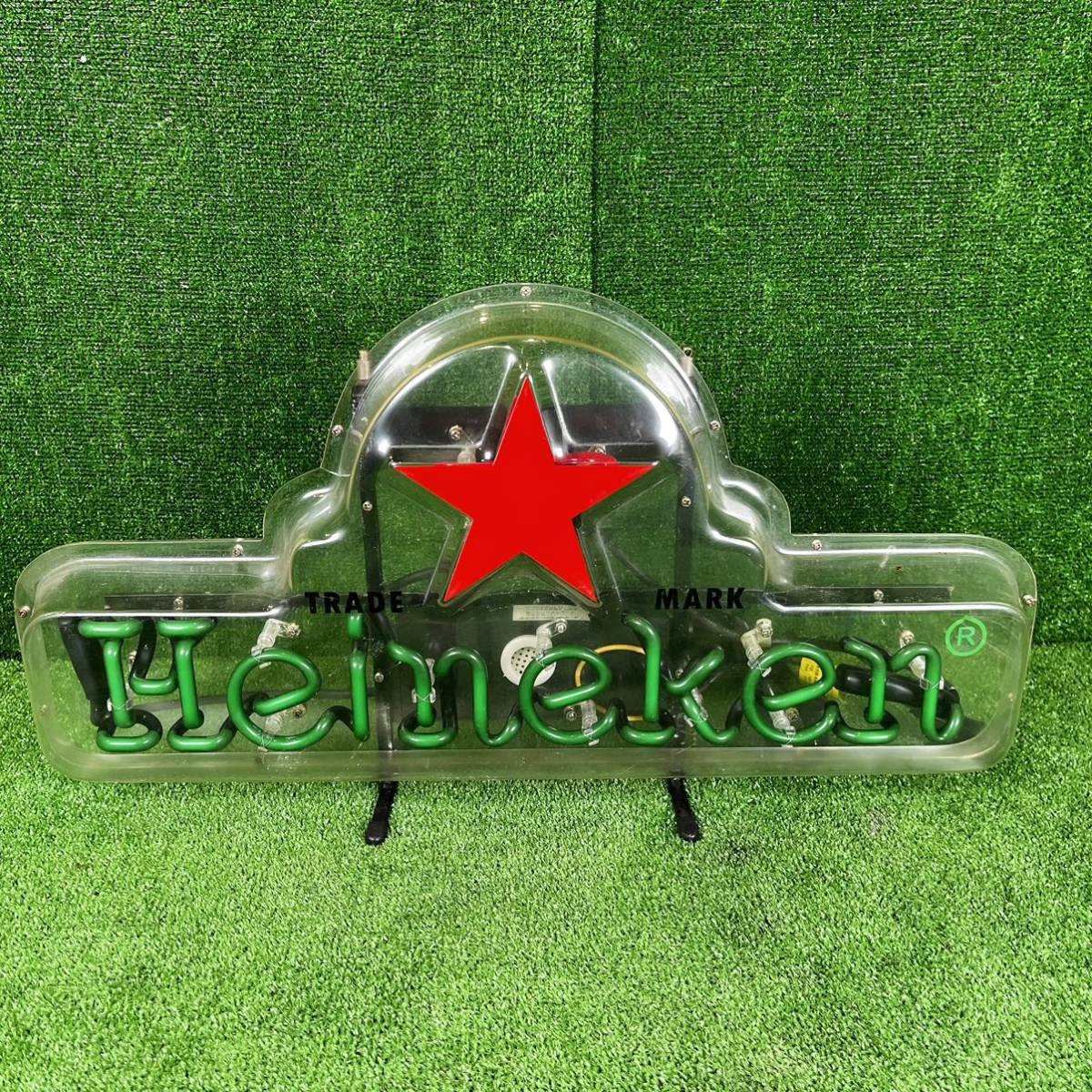 5-427】Heineken ハイネケン ネオン管 ネオン看板 電光看板 ネオンサイン 現状品の画像2