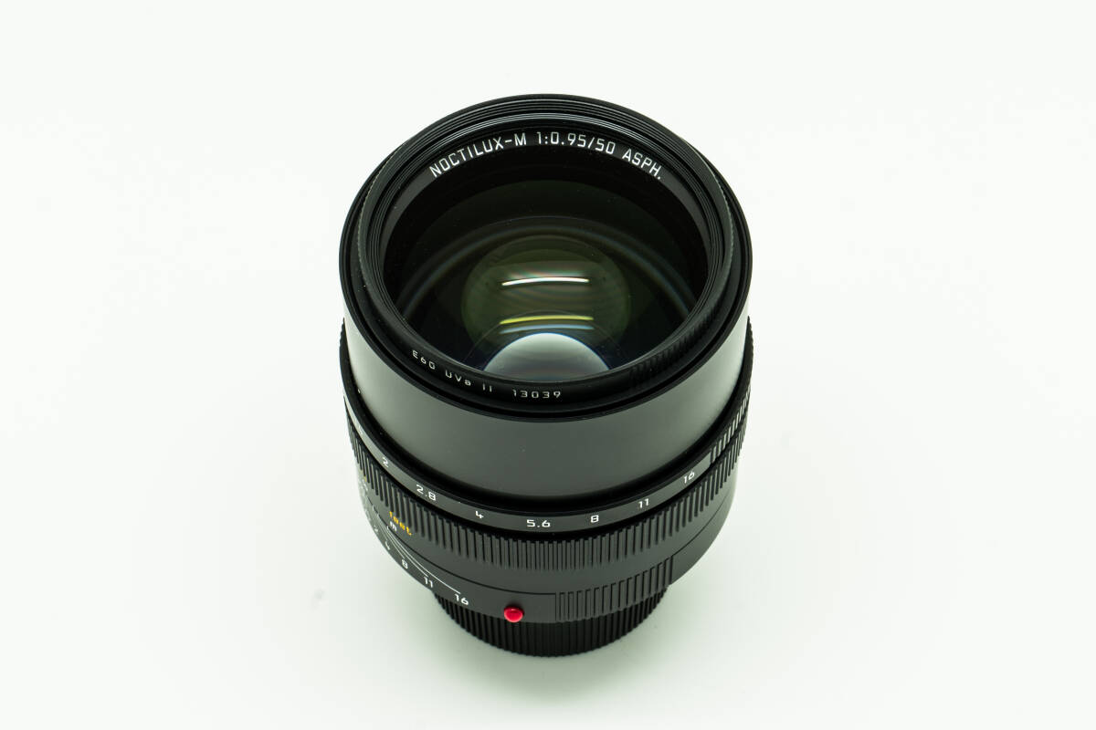 leica NOCTILUX -M 50 mm f/0.95 ASPH　新品同様　外箱　元箱　レンズキャップ　リアキャップ　純正フィルター付き_画像3