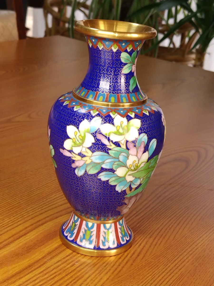 A1198 七宝花瓶 高さ（約）18cm 金彩 花蝶図 中国七宝 七宝焼 花器