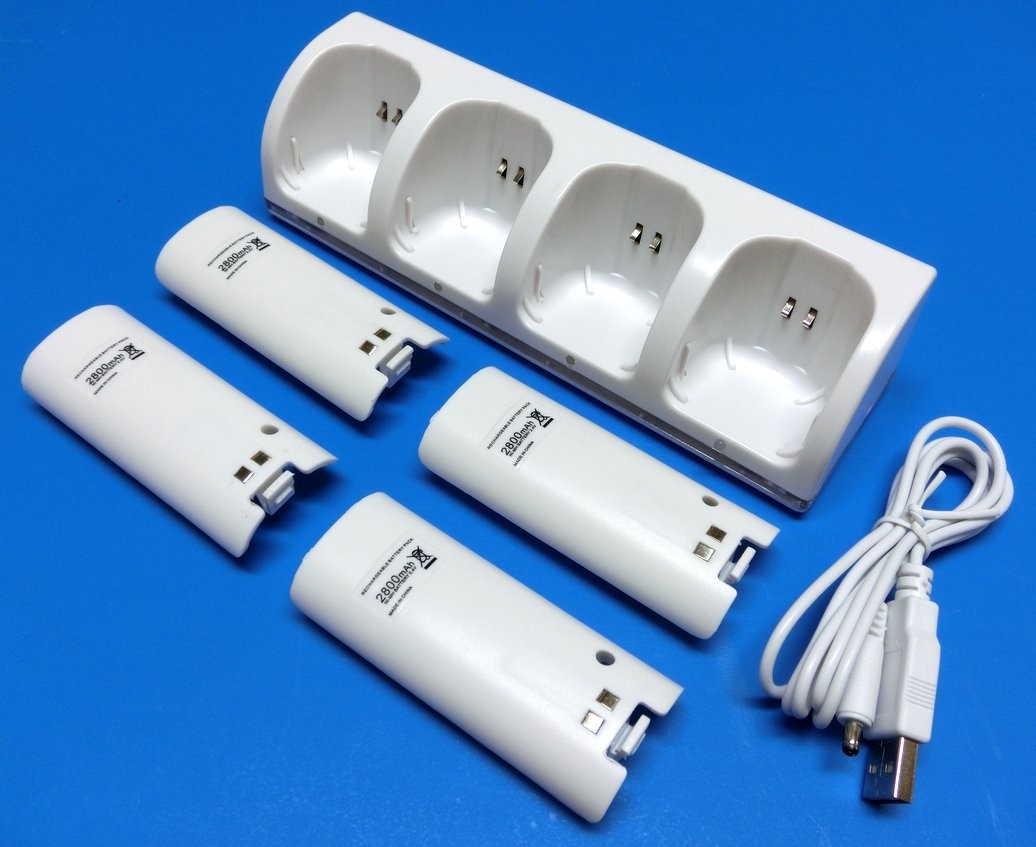 Wii double remote control Charge stand 4 ream ( white )( battery pack 4 piece attached )