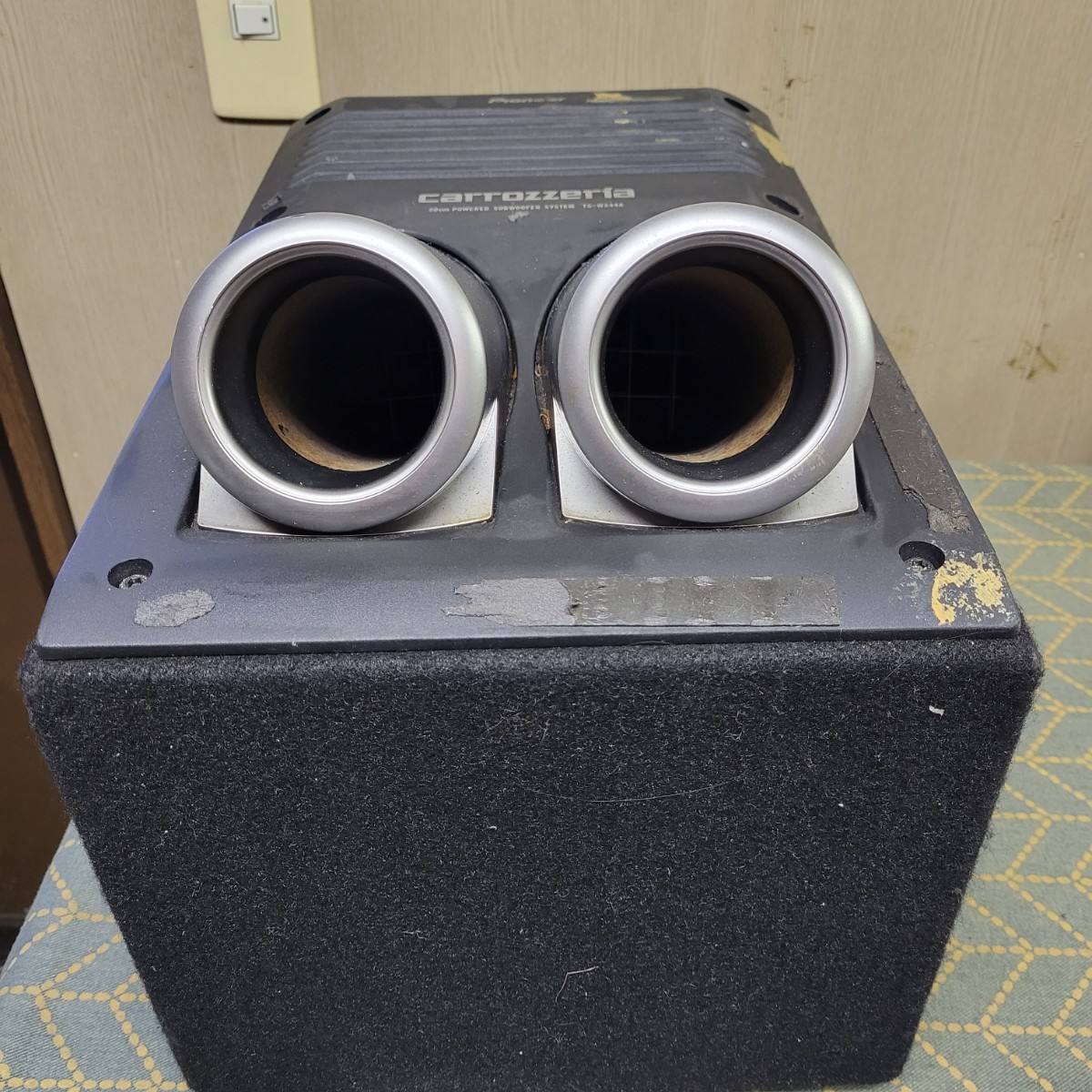 【中古品】Pioneer パイオニア carrozzeria カロッツェリア 20cmパワード サブウーファー TS-WX44A アンプ内蔵 保証書なし 取扱説明書なしの画像4