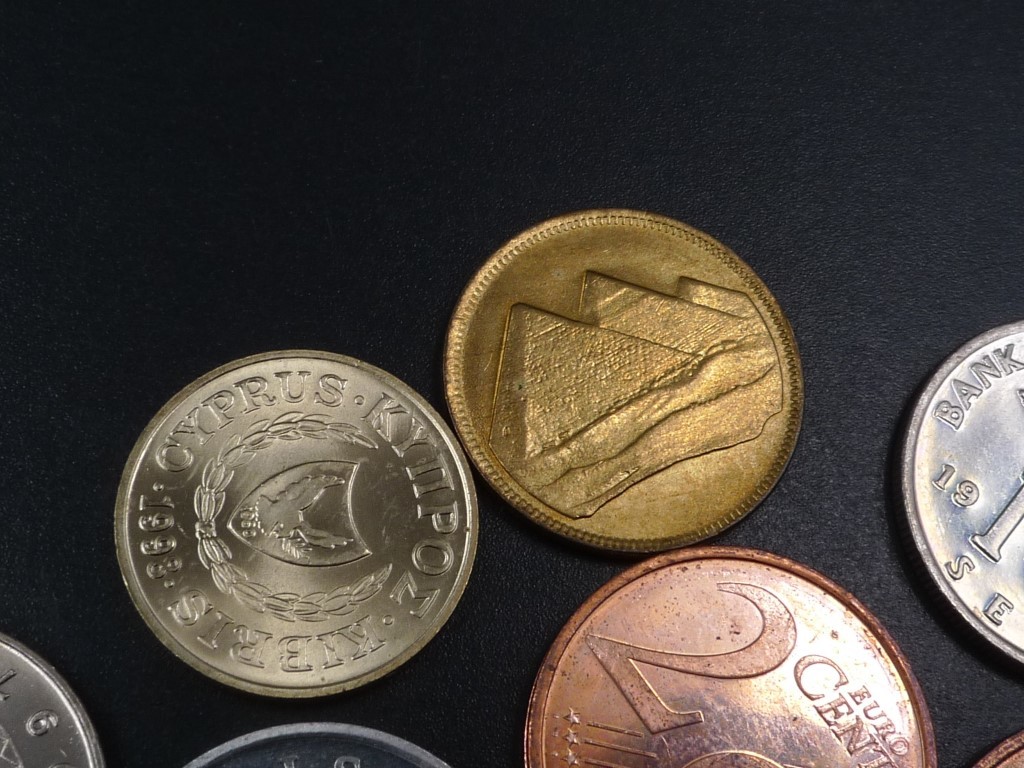 世界貨幣12枚 硬貨 ユーゴスラビア イスラエル クロアチア キプロス マレーシア ジンバブエ ガイアナ フィンランド エジプト など コイン_画像6