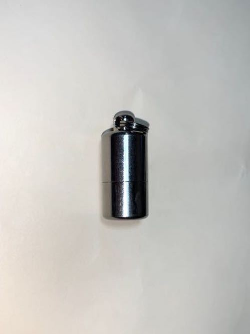 Maratac Titanium Lighter ピーナッツライター　チタン製　(小) オイルライター　キャンプ　アウトドア　EDCグッズ_画像1
