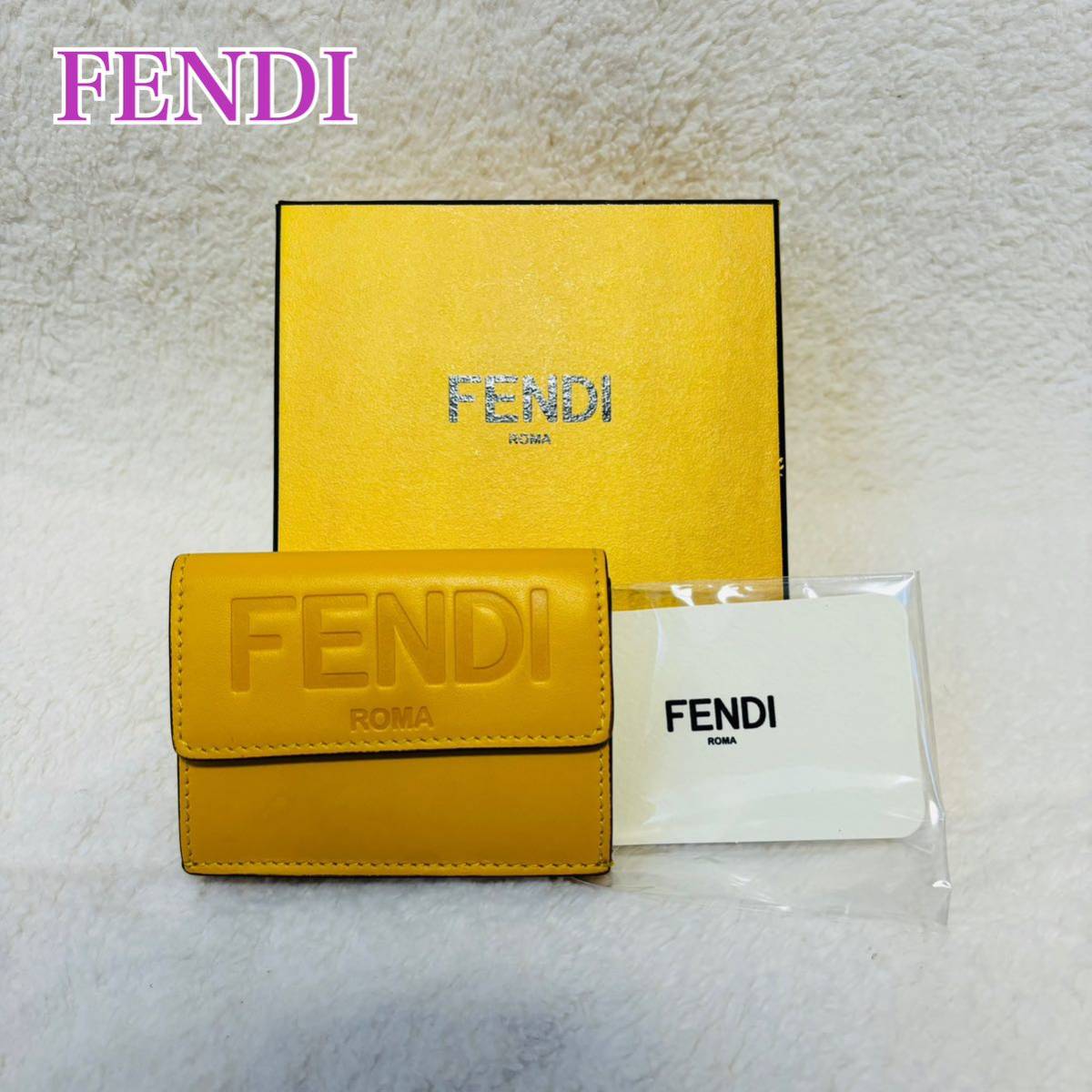 FENDI フェンディ ミニウォレット 財布 黄色 イエロー 三つ折り FENDI フェンディ ミニウォレット 財布 黄色 イエロー 三つ折り