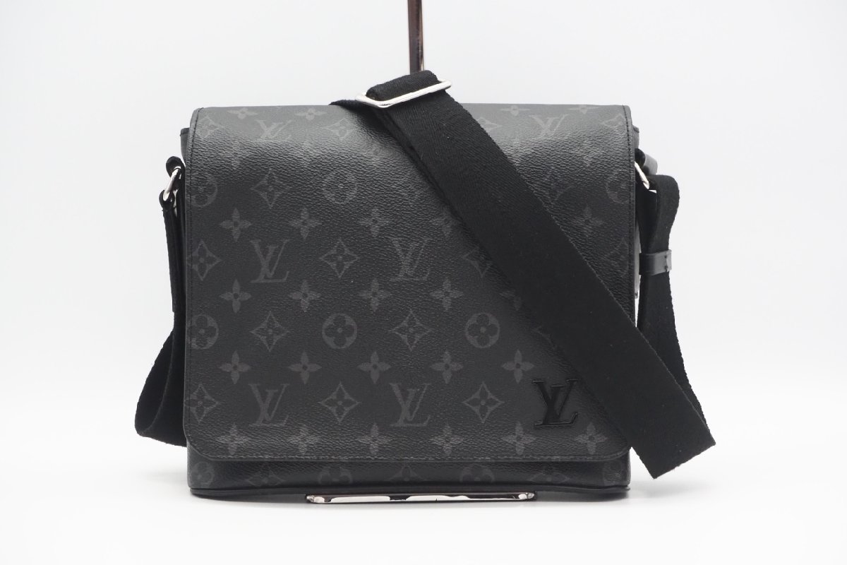 ☆安心の３大保証☆ Bランク ≪LOUIS VUITTON ルイ ヴィトン/ショルダーバッグ≫ M44000 モノグラム エクリプス ディストリクト PM NM 黒