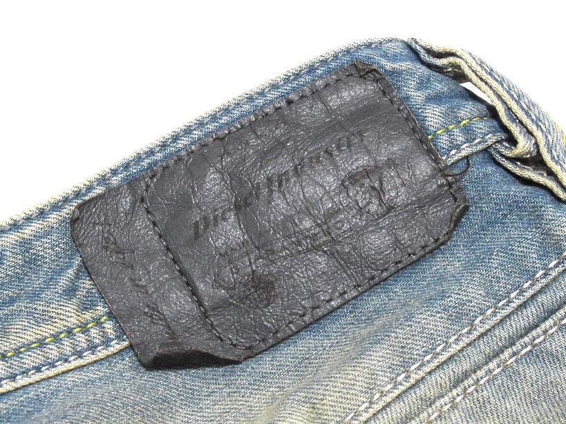 定価￥38,500 イタリア製 美品 DIESEL ディーゼル KRAYVER 0822C ヴィンテージ加工 スリムキャロット デニムパンツ ジーンズ W30 メンズ_画像8