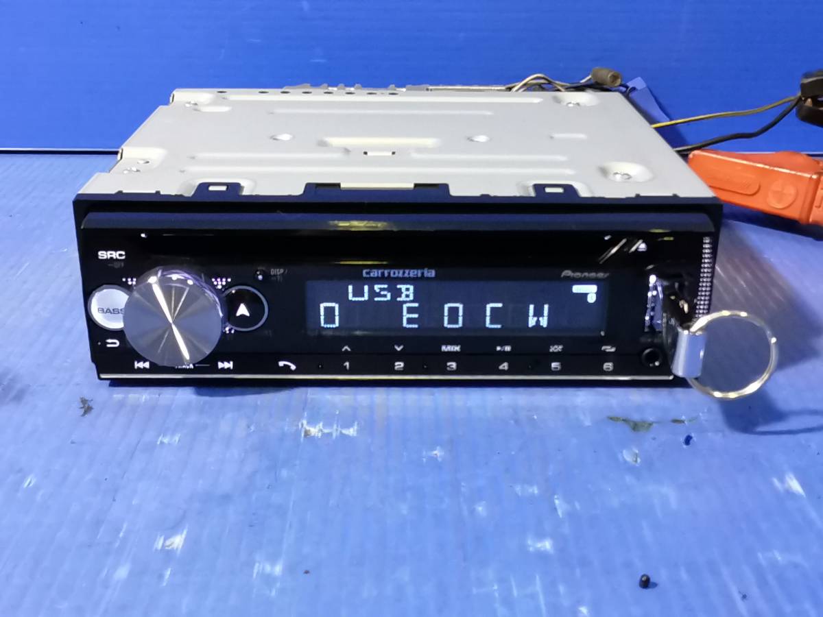 パイオニア　カロッツェリア　DEH-5500　CD/USB/AUX/Bluetooth　動作確認OK　　　0207-3_USB再生OK