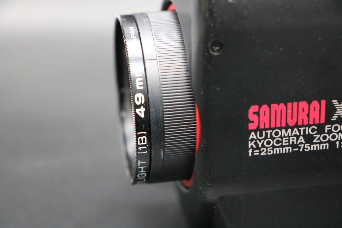 usA-536 KYOCERA 京セラ SAMURAi x3.0 25mm-75mm 3.5-4.3/フィルムカメラ グリップ折れ有　現状品/保管品 フラッシュ　シャッター〇_画像4