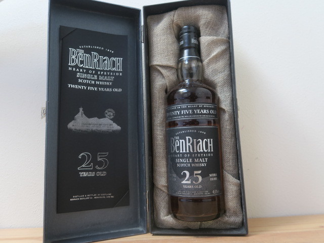 古酒 未開栓 超希少品 箱冊子付 ベンリアック 25年長熟 BENRIACH 1989-2014 25yo OB for Speyside ビリーウォーカー46.8％ 700ml 旧ボトル_画像1