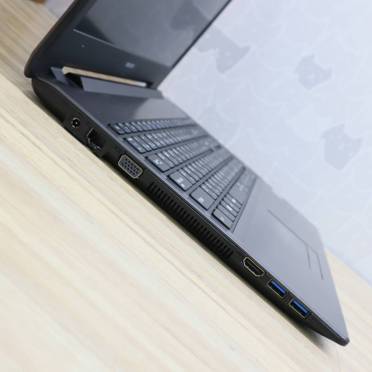 ★中古PC 最上級6世代i7！新品SSD256GB メモリ8GB★ Core i7-6500U Webカメラ Win11 MS Office2019 Home&Business ノートPC★P67067_画像7