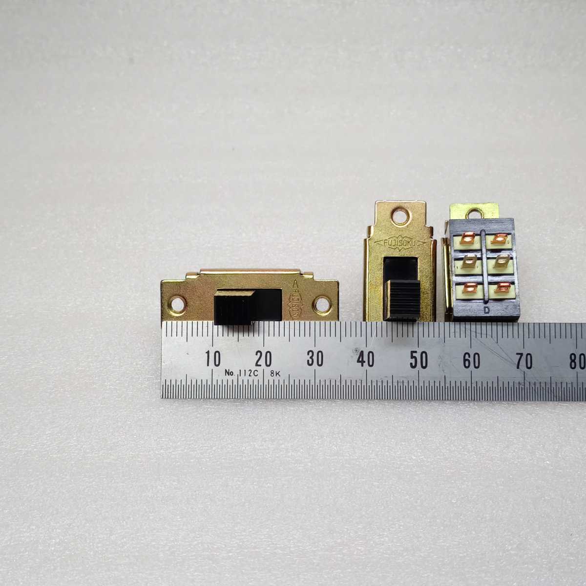 フジソク FUJISOKU「小形スライドスイッチ S-1 5個：ON-ON 2回路」電源回路 半田接続端子 未使用・長期保管品_画像4