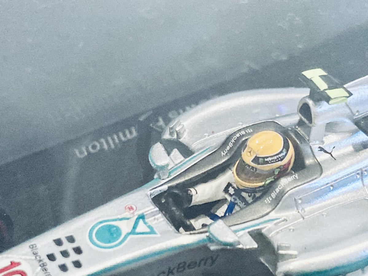 【送料無料】1/43 Spark メルセデス AMG PETRONAS F1 W04 #10 L.ハミルトン Australian GP 2013_画像9