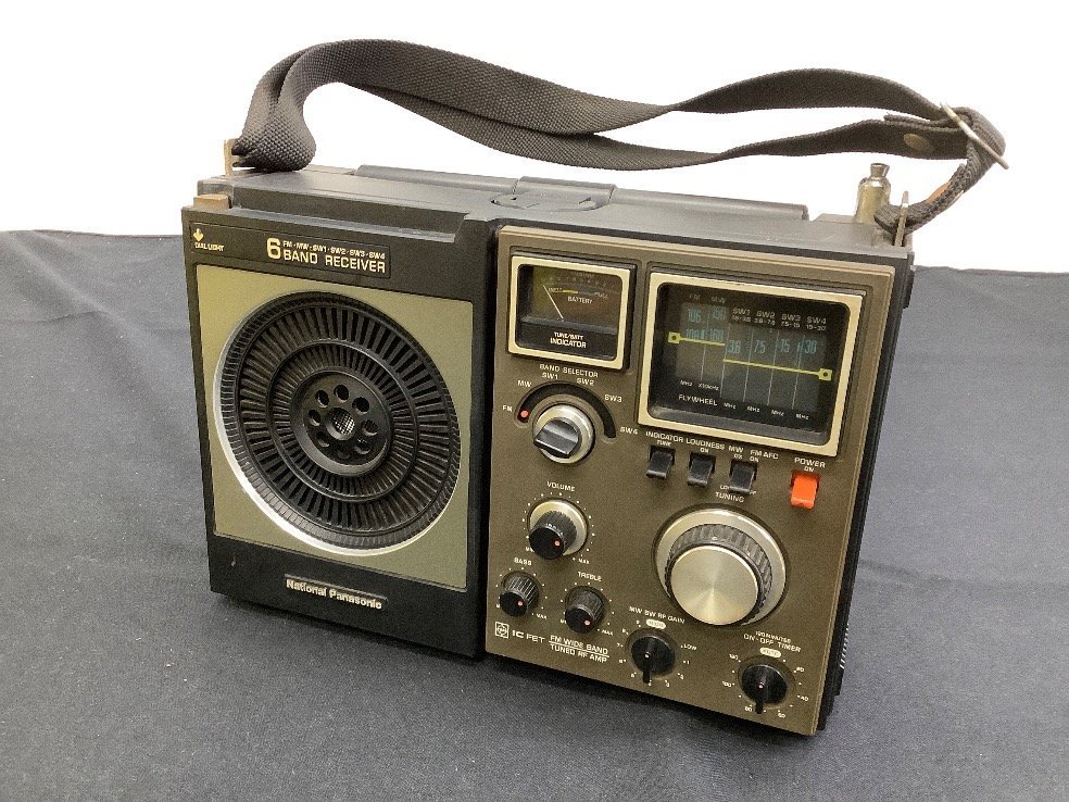 ナショナル パナソニック 6バンドラジオ RF-1180 サビ有 電池パーツ劣化 コード無し 動作未確認 ACBF ジャンク品_画像1