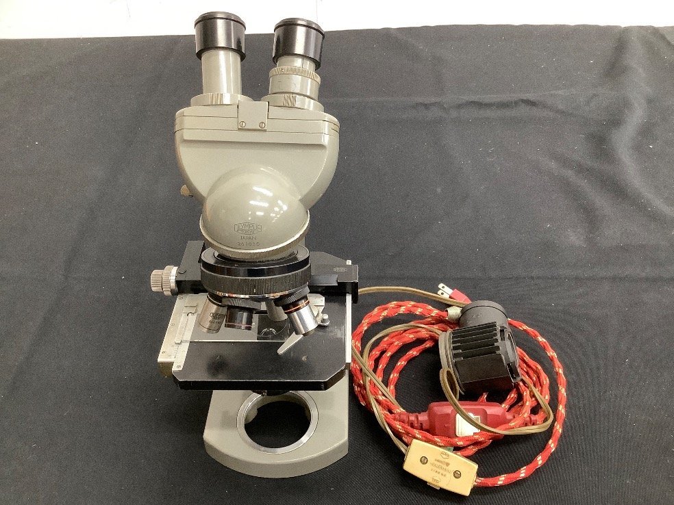 OLYMPUS 顕微鏡 ライト点灯確認済 ACBF ジャンク品_画像1