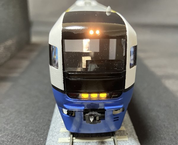 エンドウ【HO クハ254 東京・新宿方先頭車 (1号車・T車) スカート換装前・2次車】JR東日本 255系特急形直流電車「房総ビューエクスプレス」_画像4