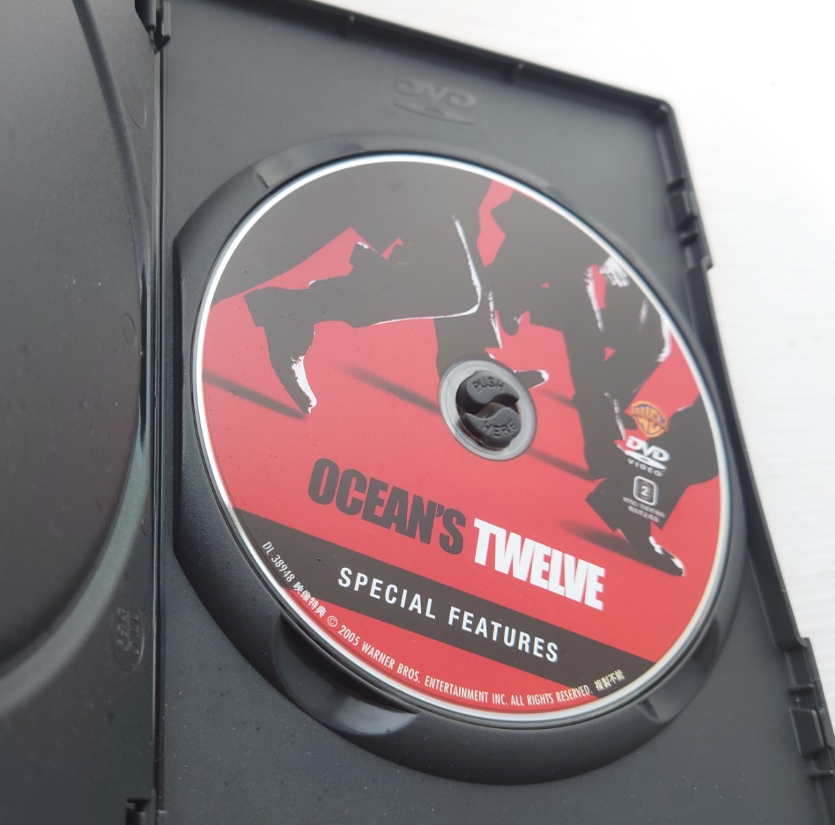【DVD2枚組】OCEAN'S TWELVE/オーシャンズ12・トウェルブ　ジョージ・クルーニー/ブラッド・ピット/マット・デイモンほか【2004】