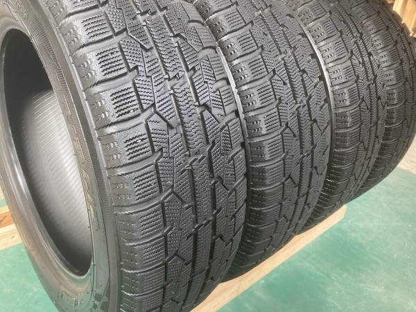 [T24A09A] 冬タイヤ　スタットレス　スタットレスタイヤ　185/65R15 トーヨー GARIT 4本セット_画像2