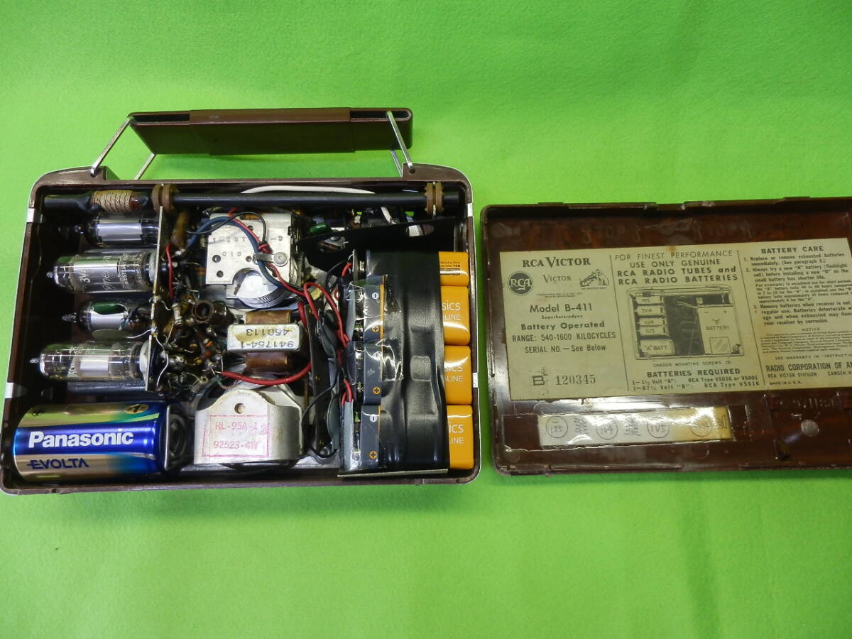 ＲＣＡ　Ｖｉｃｔｏｒ 1951年製 電池真空管ラジオ　動作品_画像5