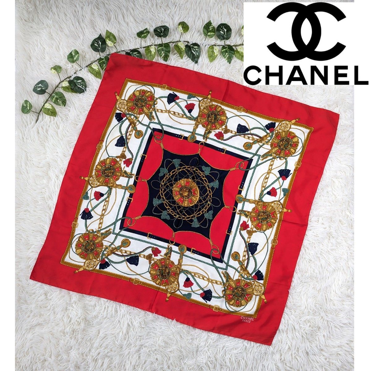 CHANEL シャネル 大判 スカーフ チェーン柄 シルク ジュエリー柄 CHANEL シャネル 大判 スカーフ チェーン柄 シルク ジュエリー柄