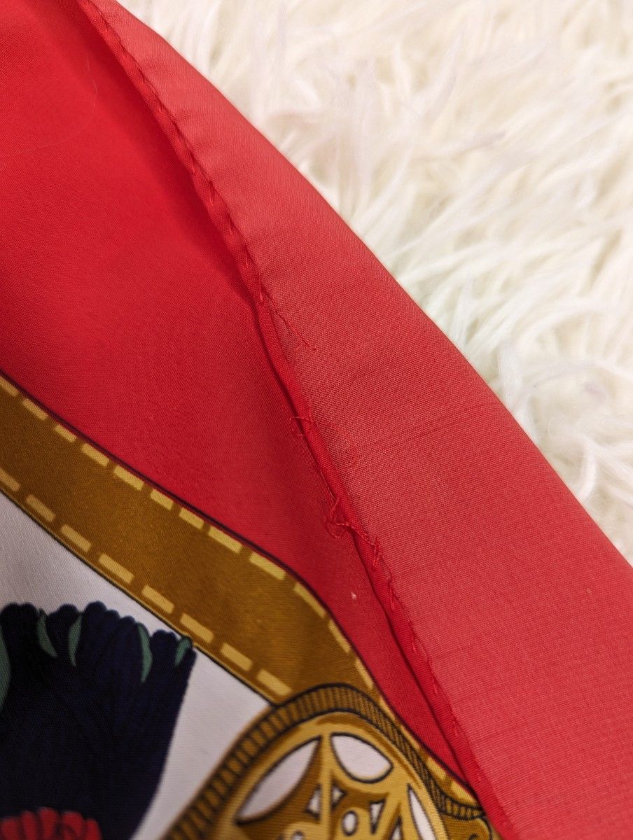 CHANEL シャネル 大判 スカーフ チェーン柄 シルク ジュエリー柄 CHANEL シャネル 大判 スカーフ チェーン柄 シルク ジュエリー柄