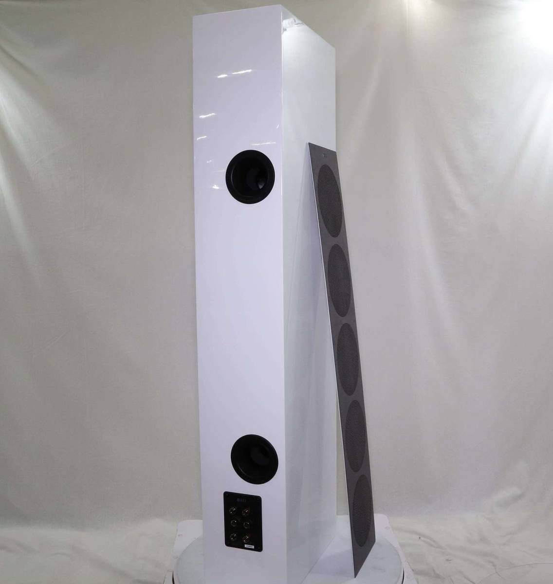 KEF R11 スピーカー　中古美品_画像2