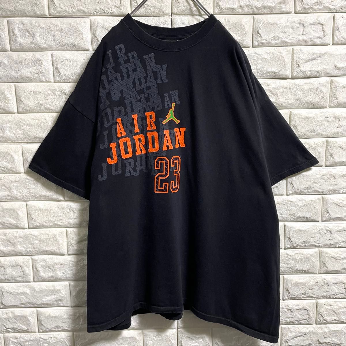 AIR JORDAN  エアジョーダン　半袖Tシャツ　デカロゴ　メンズXLサイズ